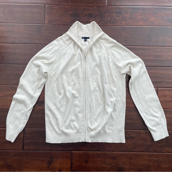 Gap Full-Zip, Lightweight, Off-White Sweater - Picture 2 of 8
